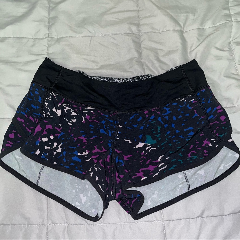 Lululemon Speed Up Shorts Size 6